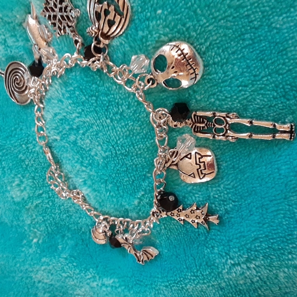 NWT Nightmare Before Christmas  Bracelet - Picture 3 of 4